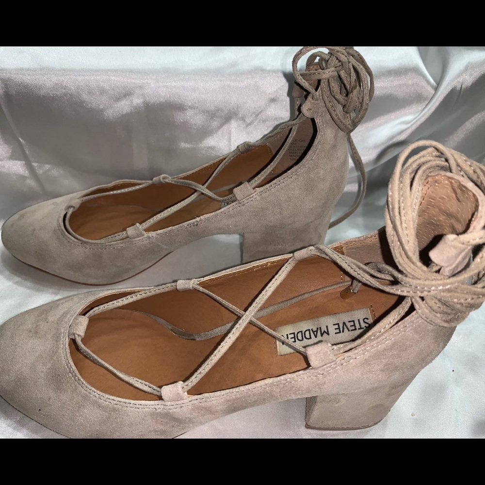Steve Madden Ryleigh Womens Suede Block Heel Pumps